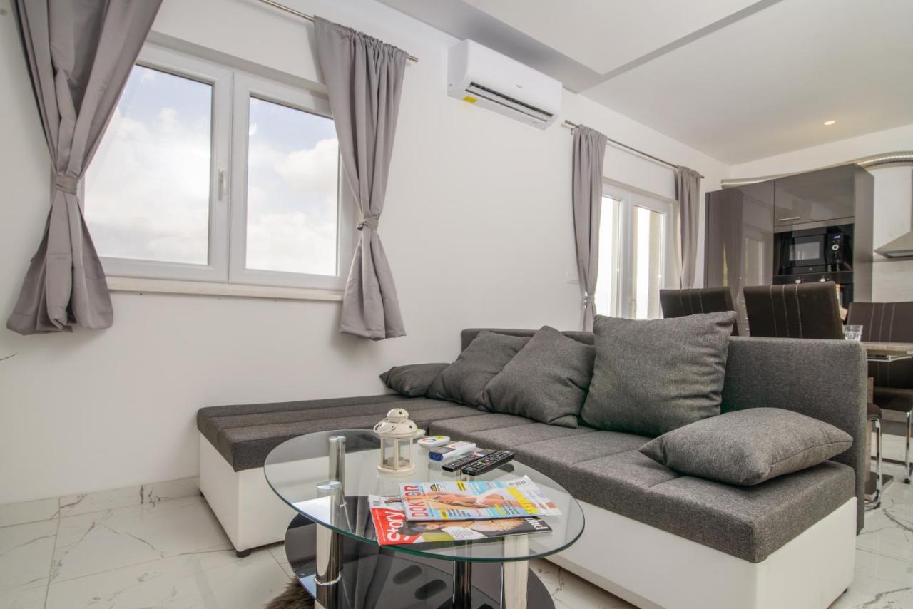 Apartments Pelja Trogir Exteriér fotografie